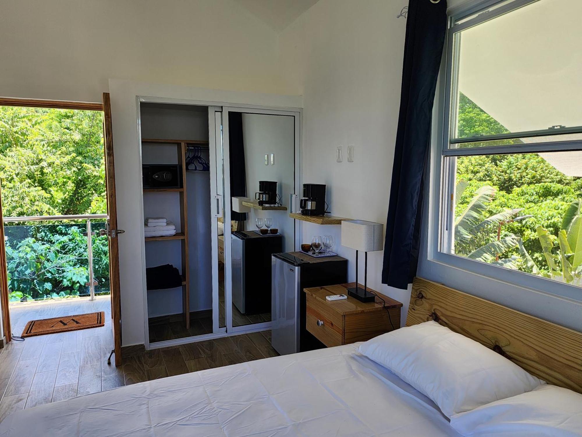 לאס גלראס Bella Villa Room With Large Pool And Close To Beach מראה חיצוני תמונה